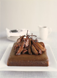 Gingerbread and Pear Cake with Caramel Sauce