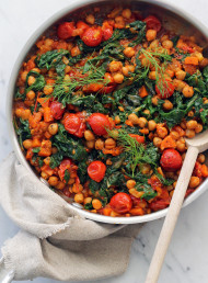 Spanish Chickpea Stew with Fennel and Saffron