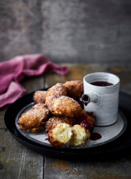 Almond, Rum and Ricotta Fritters