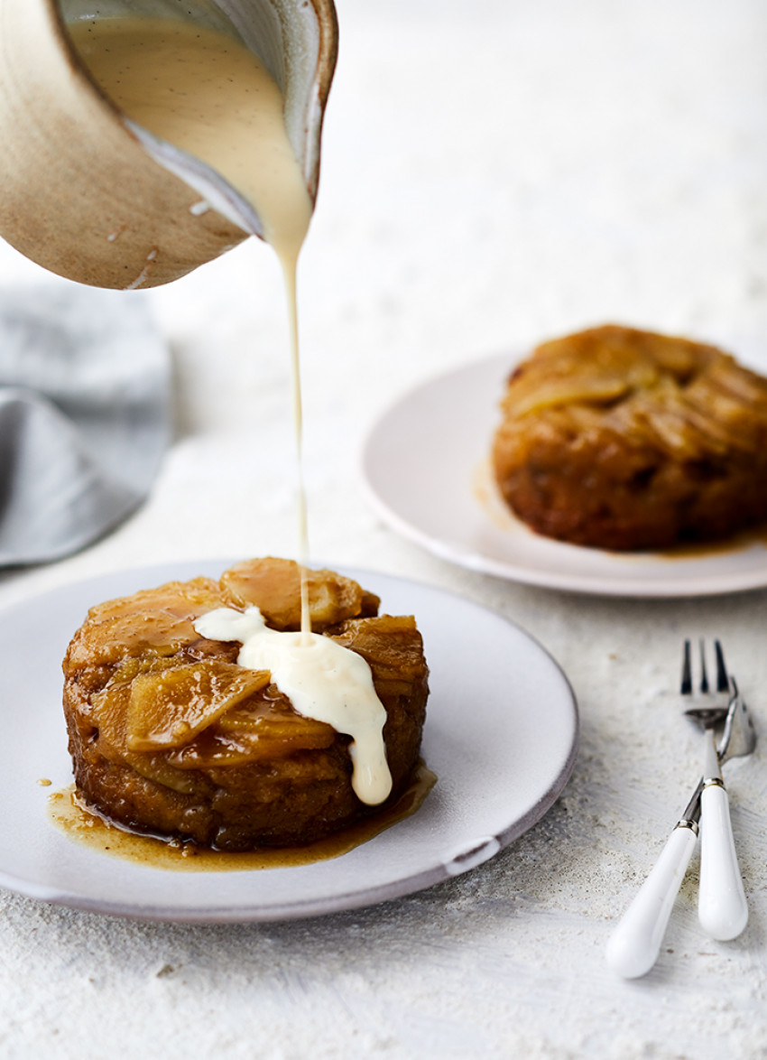 Self-Saucing Pear and Butterscotch Puddings