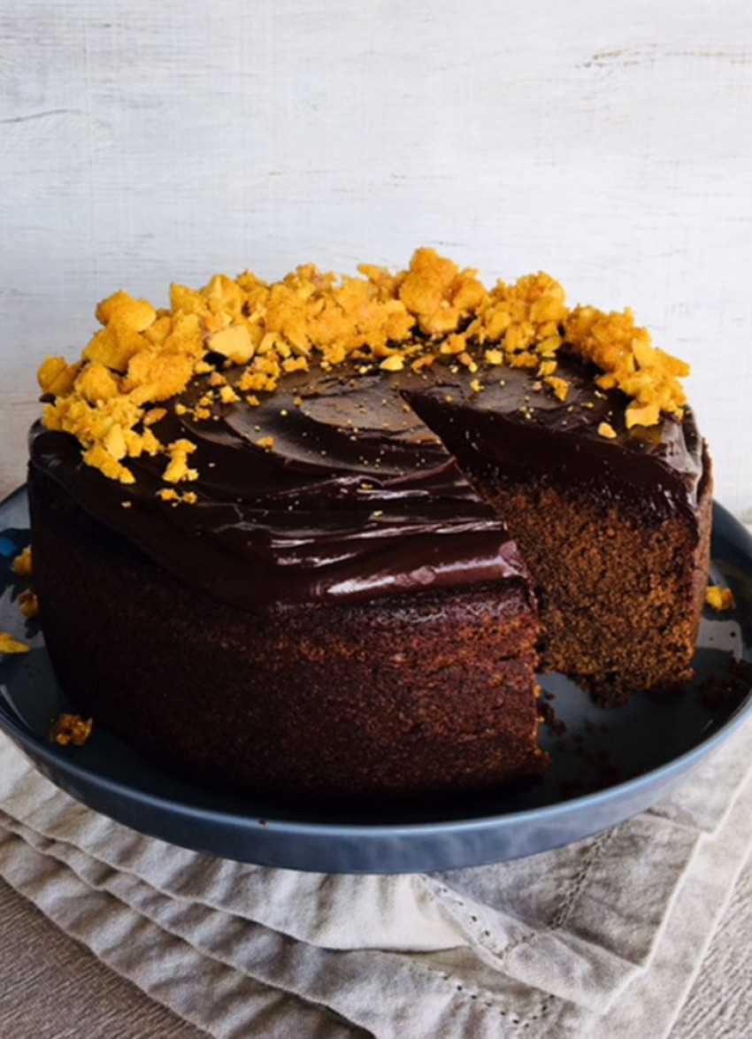 Sticky Ginger Chocolate Cake