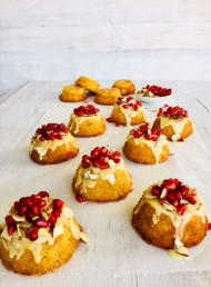 Orange and Banana Cakes with Pomegranate Seeds (Gluten Free)