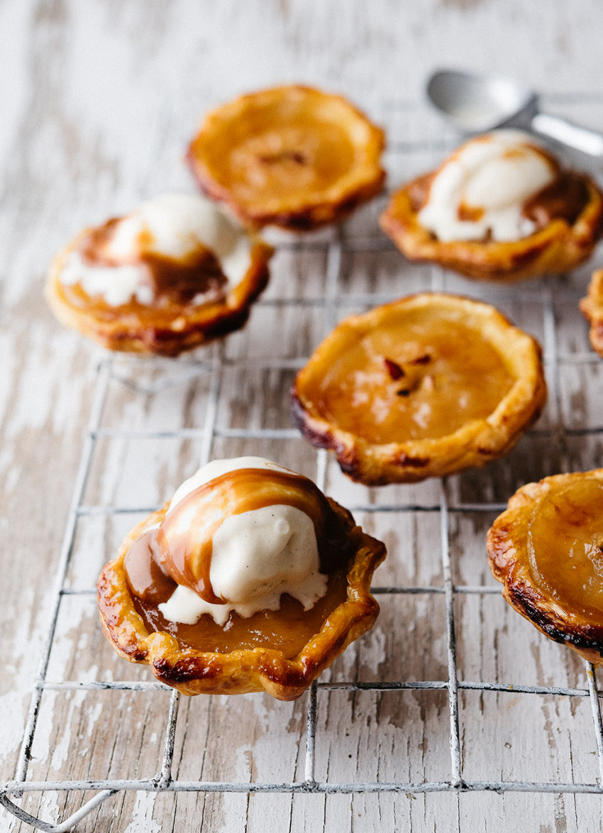 Tiny Apple Tartes Tatin 