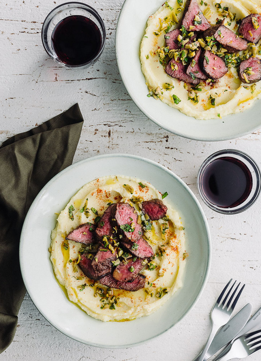 Spiced Venison Medallions on Creamy Cauliflower Mash 