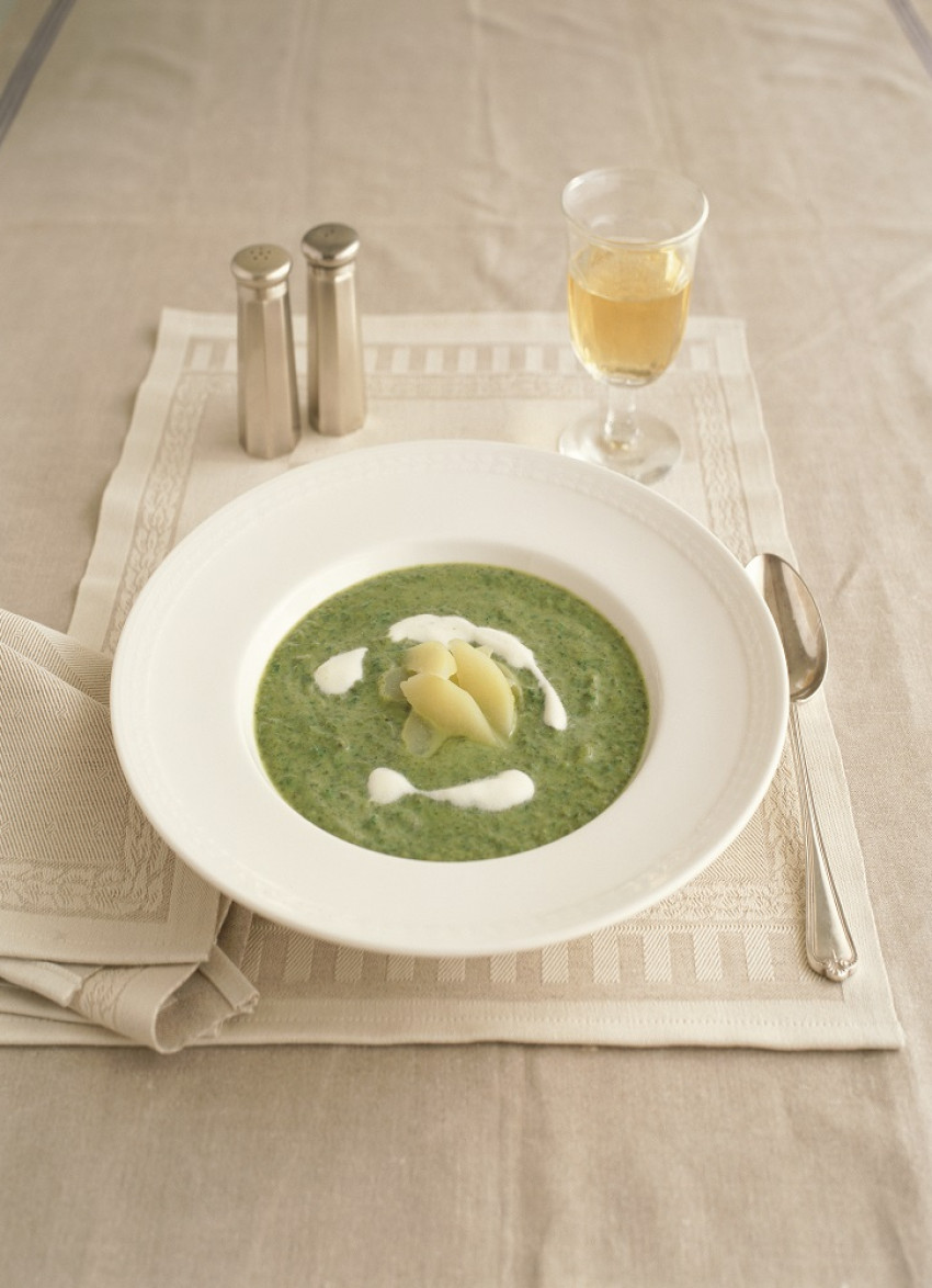 Pear, Gorgonzola and Spinach Soup