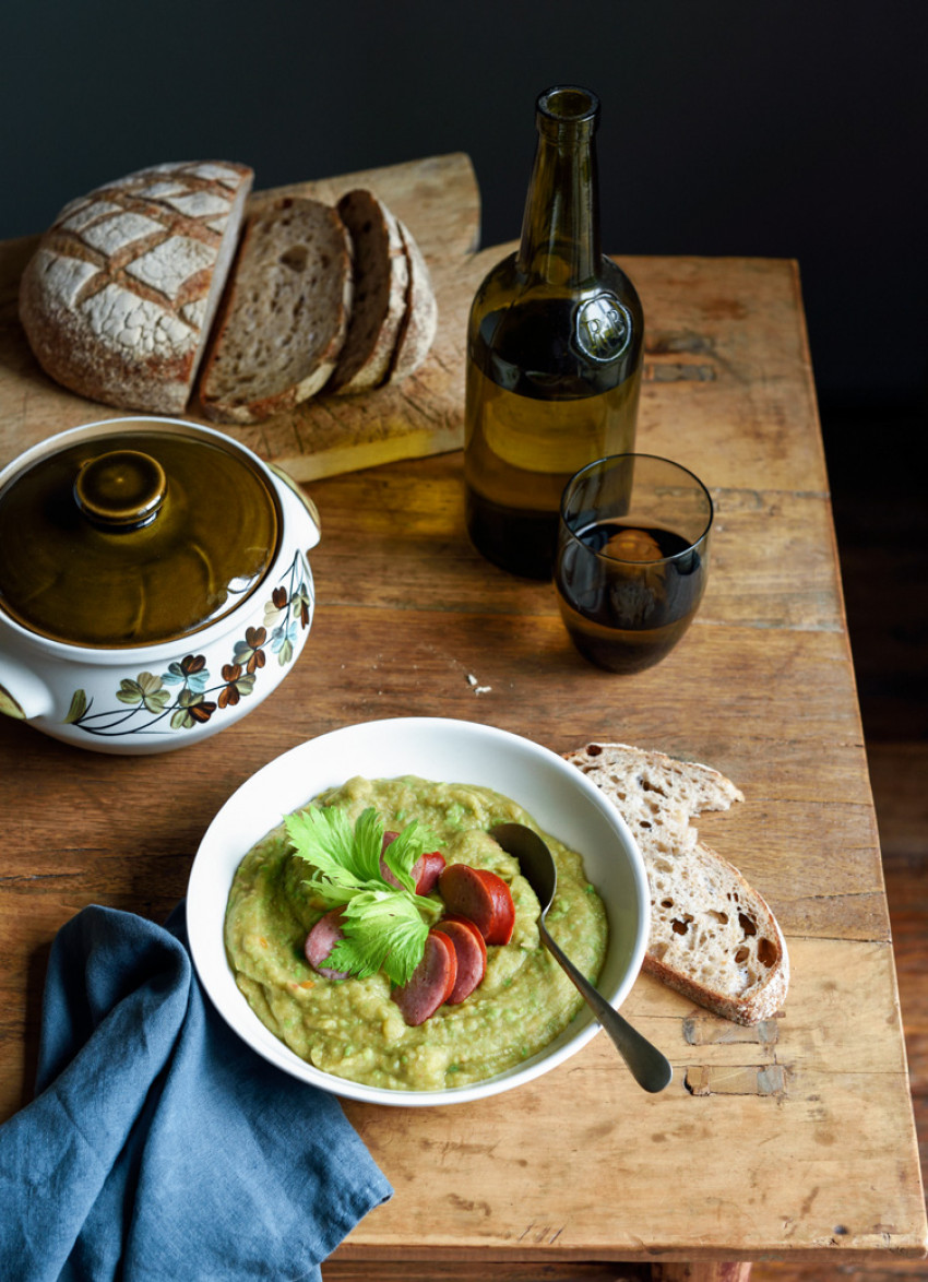 Erwtensoep (Dutch Split Pea Soup with Sausage)