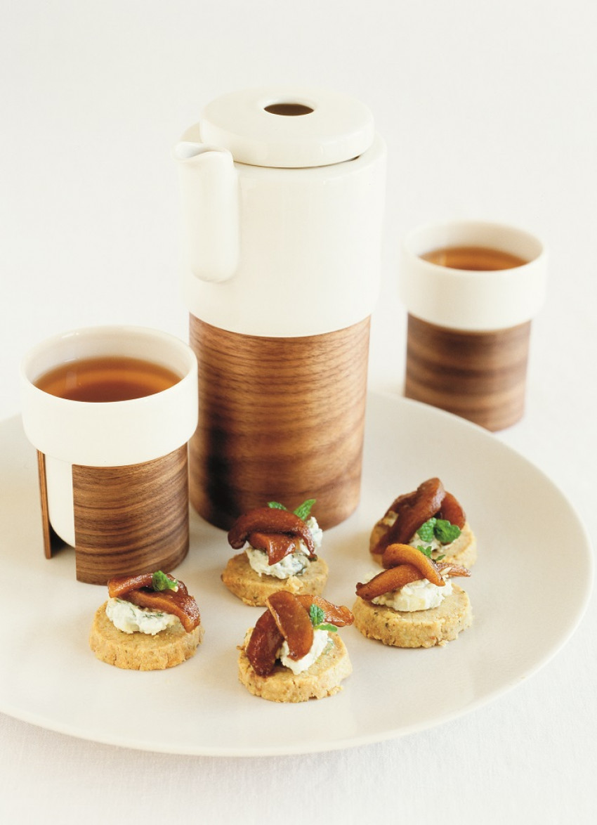 Pine Nut Wafers with Blue Cheese and Balsamic Pears