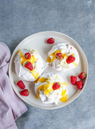 Raspberry Meringues with Lime Curd