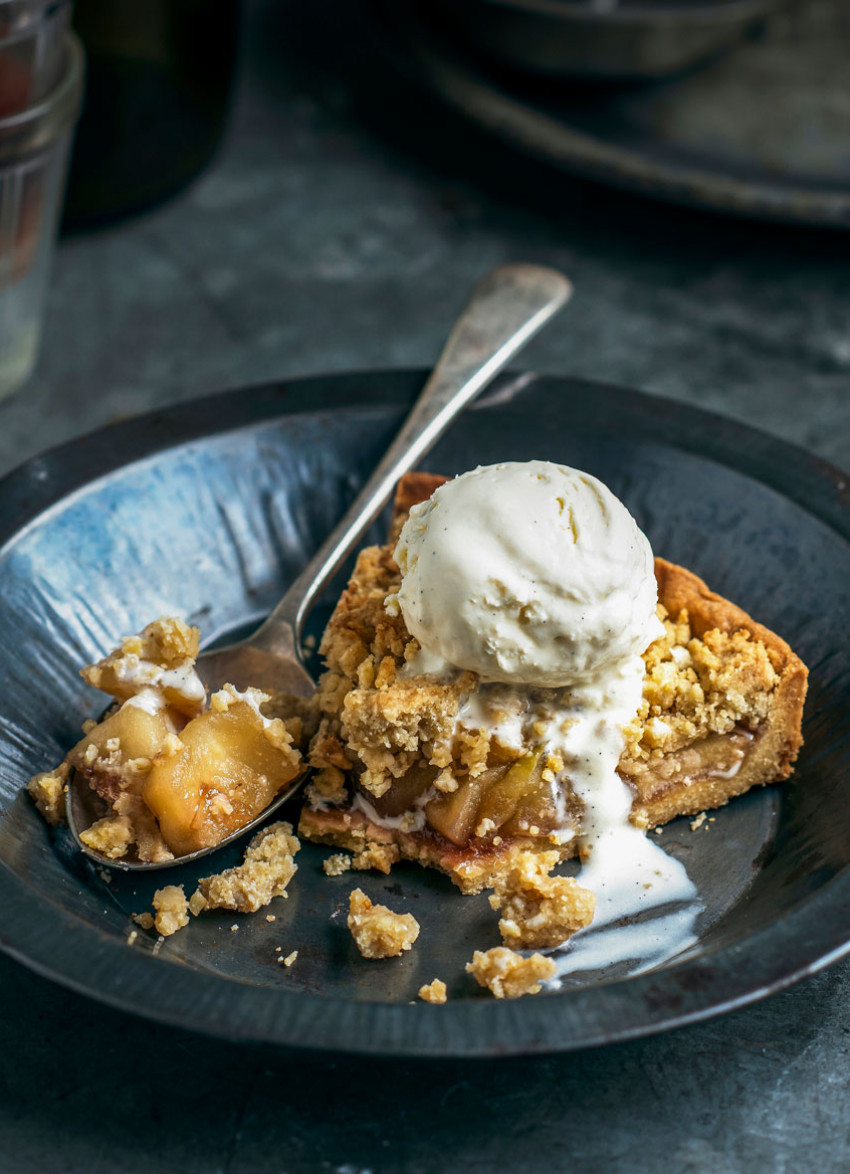 Sarah Tuck's Apple Crumble Tart