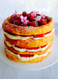 Berry and Coconut Cake with Lemon Curd Cream