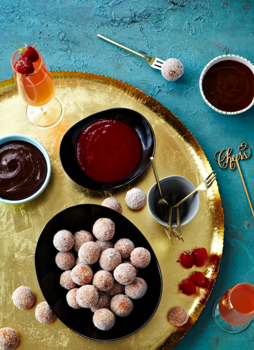 Mini Doughnuts in Vanilla Sugar