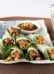 Duck Rice Paper Rolls with Sweet Chilli and Peanut Dipping Sauce